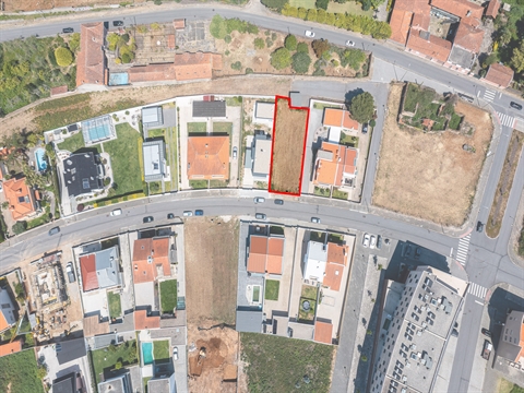 Terreno para construção de moradia em Arcozelo, V. N. Gaia