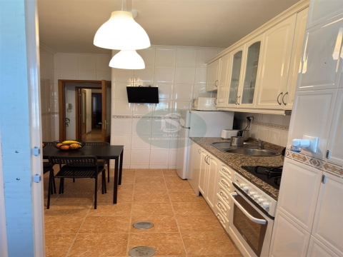 Apartamento T2+1 junto ao Parque da Lavandeira, V. N. Gaia