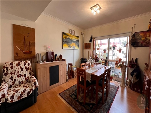 Apartamento T3 em Oliveira do Douro, V. N. Gaia